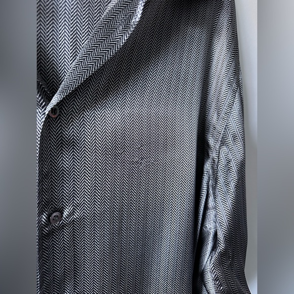 Armani Collezioni 100% Silk Dress Shirt - Picture 9 of 9